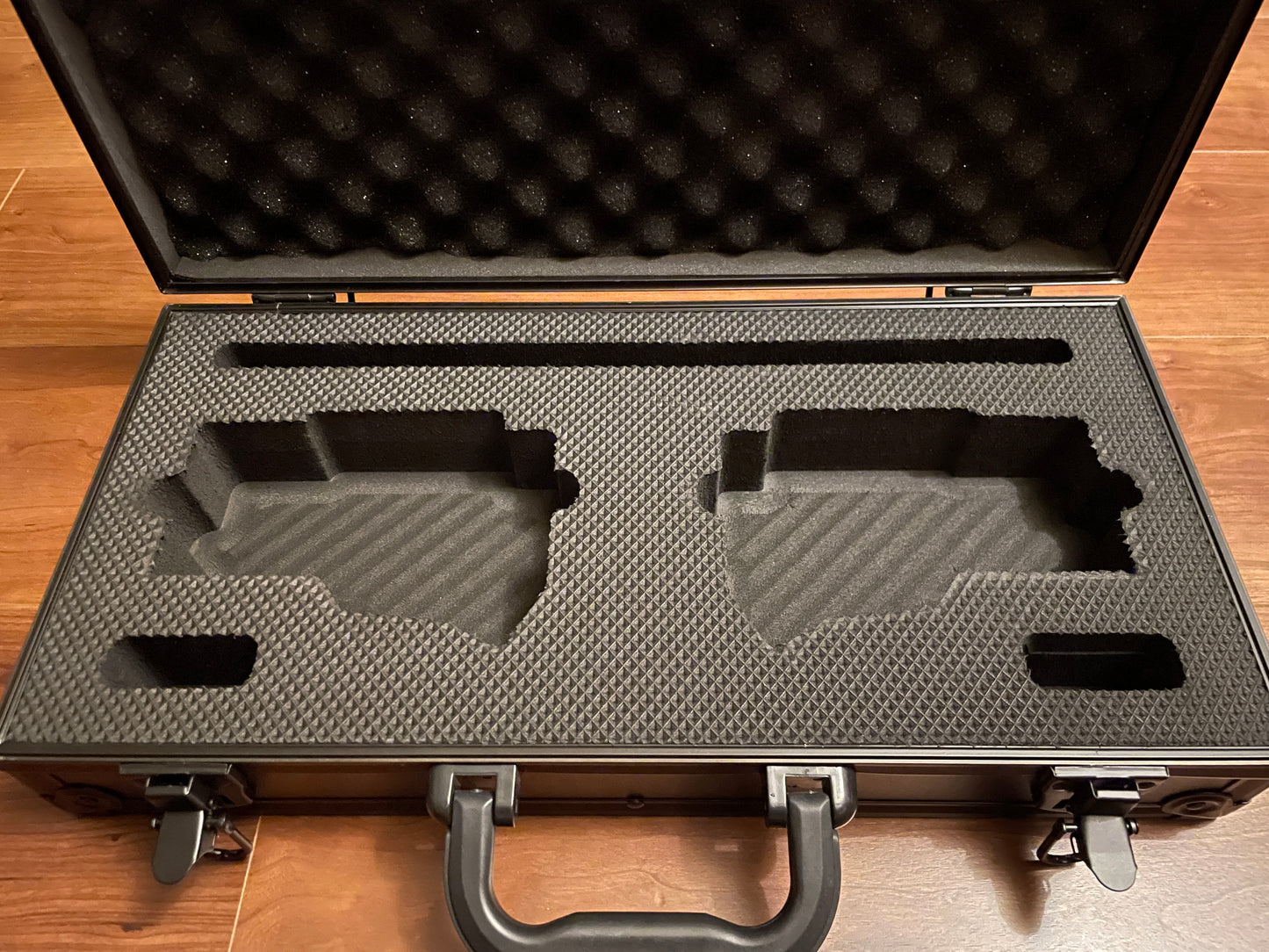 [EXTRA] Corchim: Carrying Case